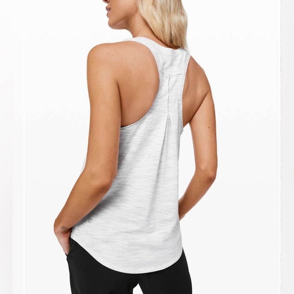 Lululemon Love Tank Pleated in Ice Gray color size 6-8 - Picture 6 of 15